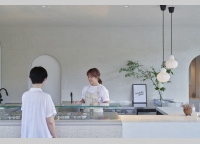 落ち着いた店内。ジェラードをゆっくり味わえる場所。